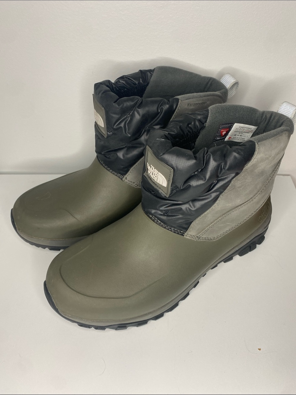 The North Face Yukiona ThermoBall Waterproof Boots Women 11 Olive Green Primalof